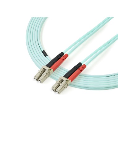 Cable de 2m de Fibra Óptica Multimodo OM3 LC a LC UPC - Full Duplex 50/125µm - para Redes de 100G - LOMMF/VCSEL - Pérdida Baja 